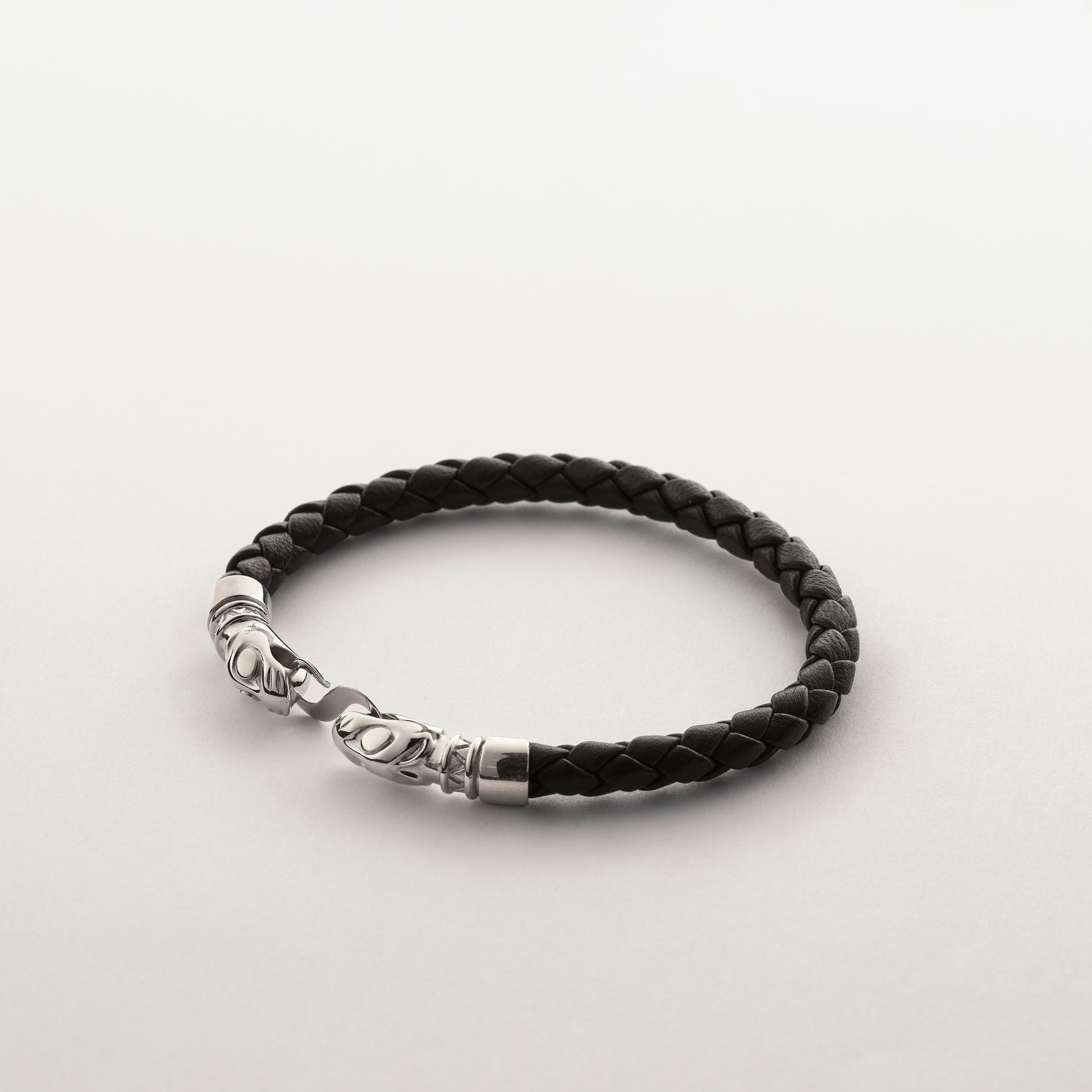 Wolf head leather bracelet