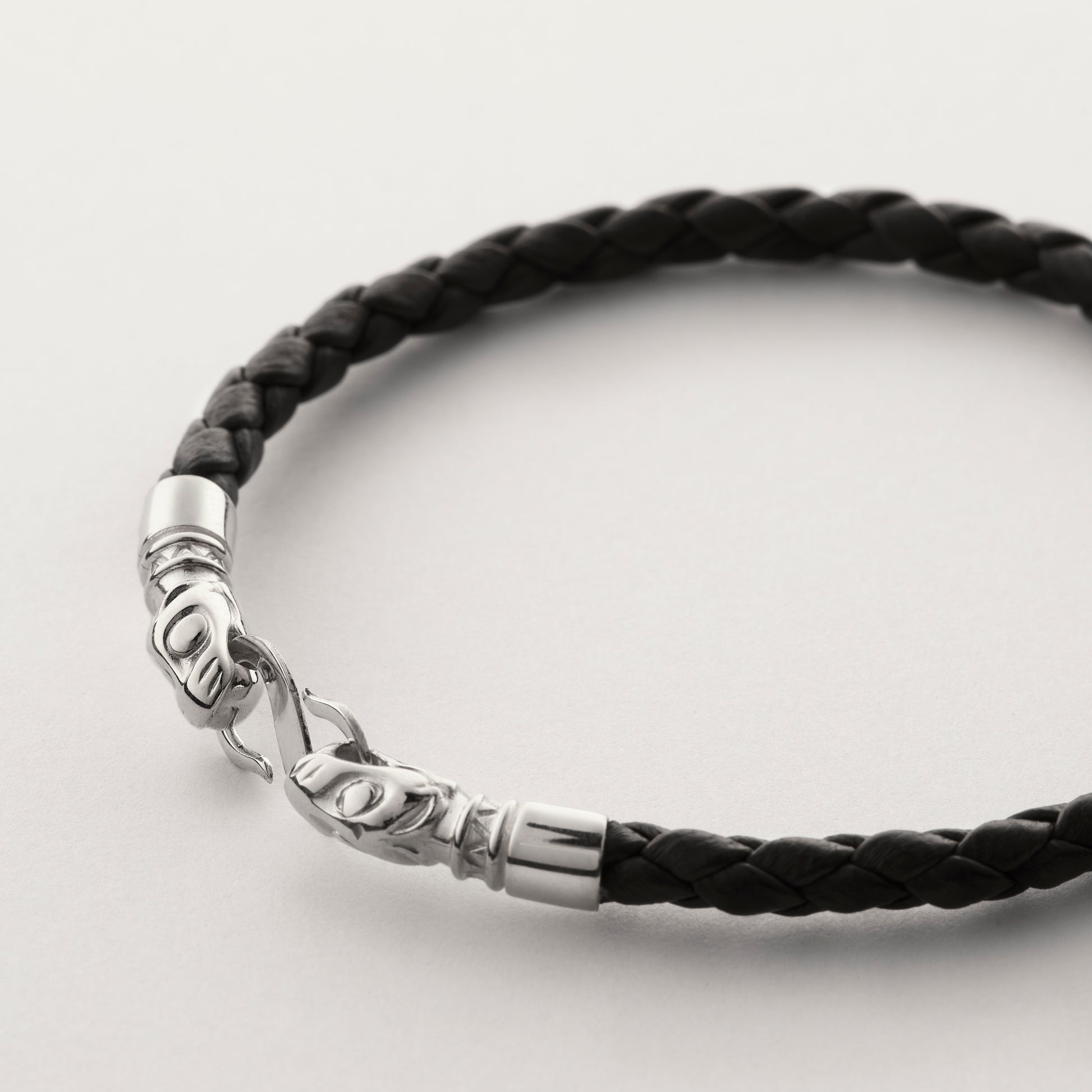 Wolf head leather bracelet