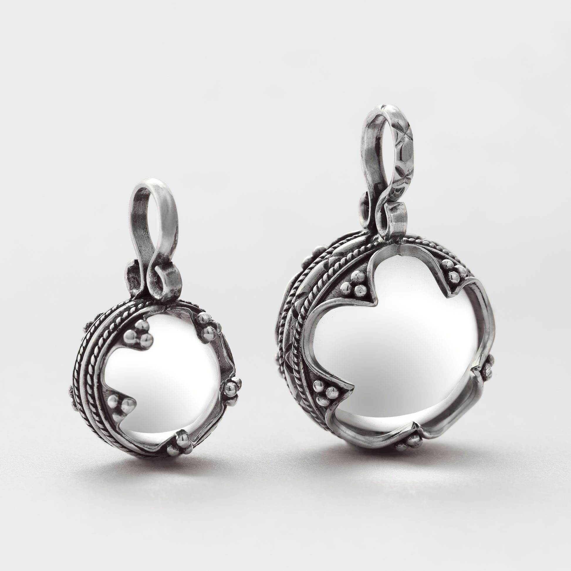 Gotland ball pendant