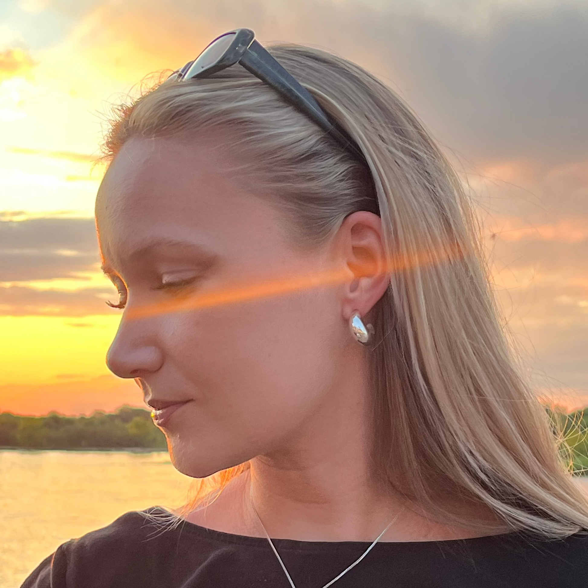 Bold open dome hoops