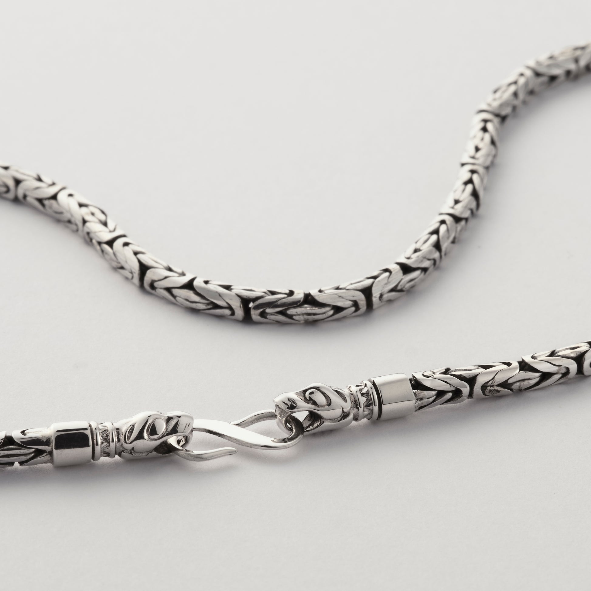 Wolf head fusion necklace