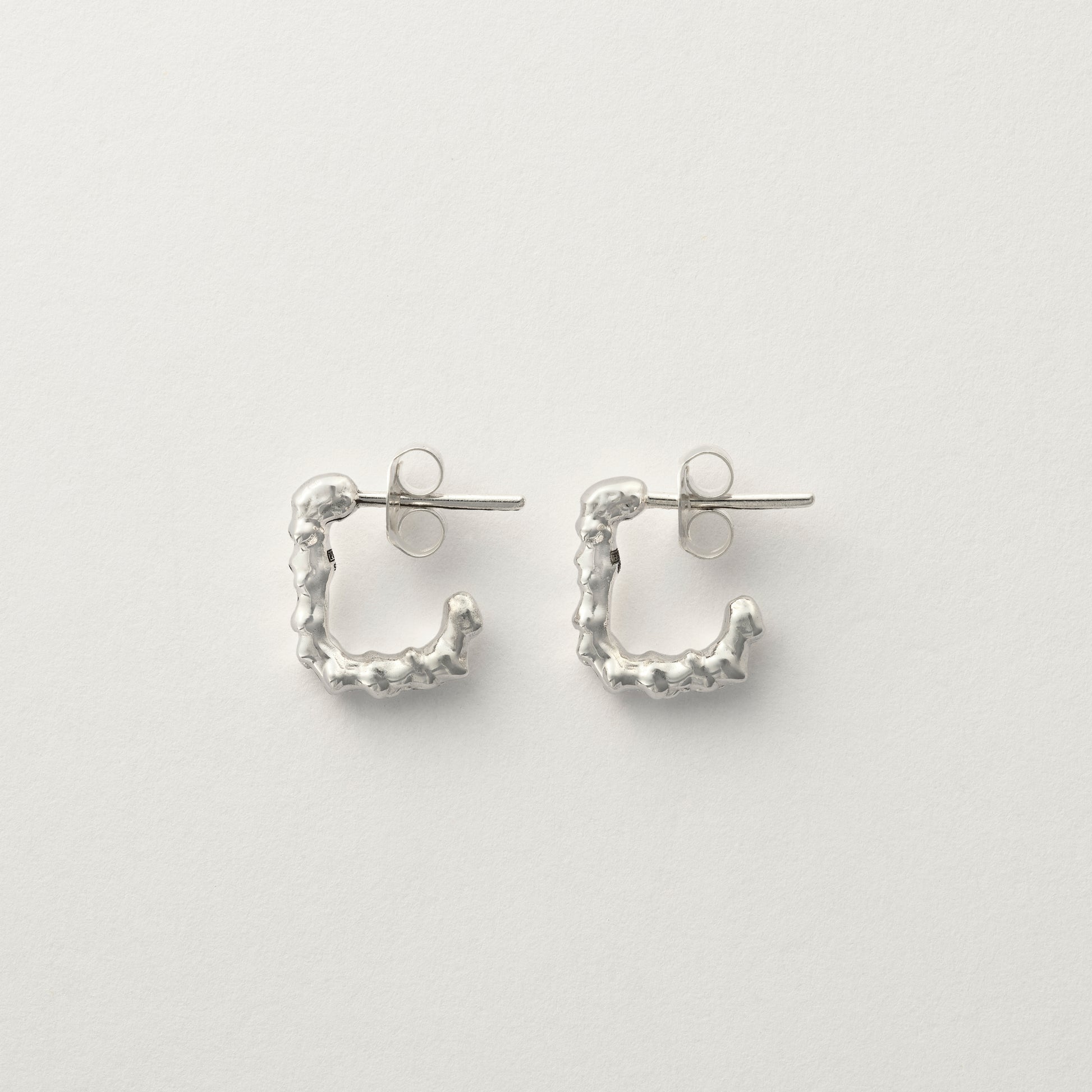 Small Terra sculpt hoop